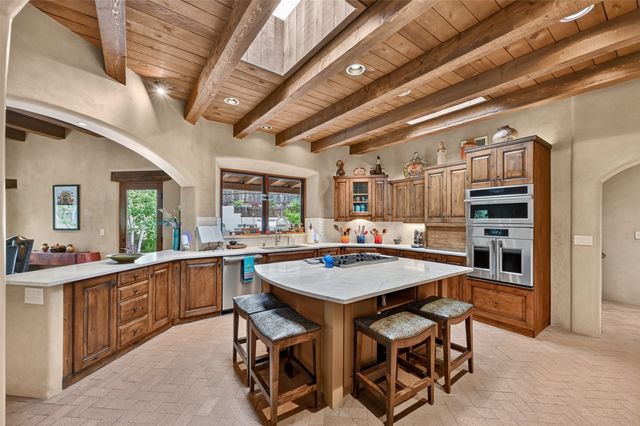 39 Centaurus Ranch, Santa Fe, NM 87507