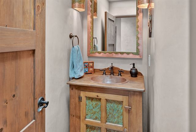 39 Centaurus Ranch, Santa Fe, NM 87507