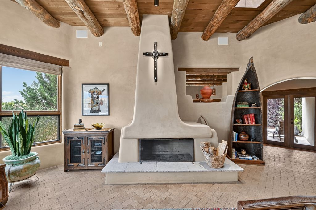 39 Centaurus Ranch, Santa Fe, NM 87507