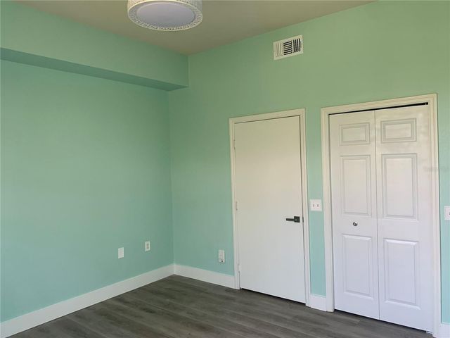5152 NORTHRIDGE ROAD 302, Sarasota, FL 34238