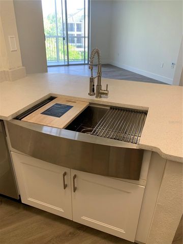 5152 NORTHRIDGE ROAD 302, Sarasota, FL 34238