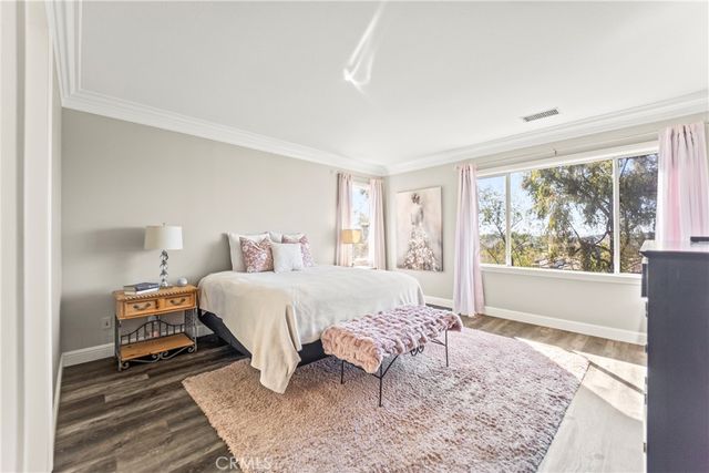 51 Rolling Ridge, Rancho Santa Margarita, CA 92688