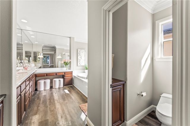 51 Rolling Ridge, Rancho Santa Margarita, CA 92688