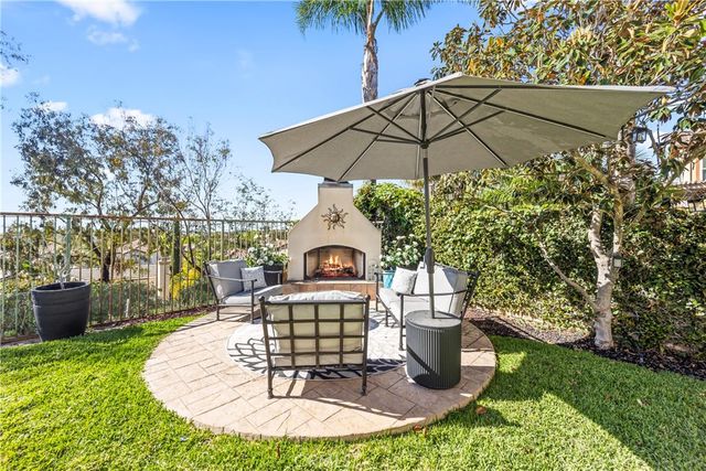 51 Rolling Ridge, Rancho Santa Margarita, CA 92688