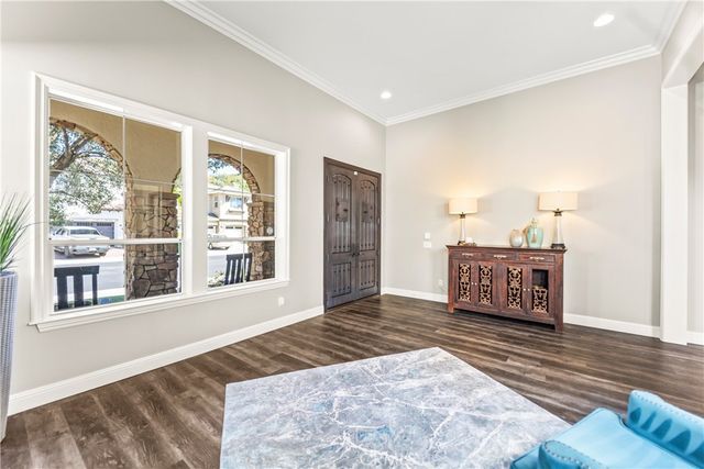 51 Rolling Ridge, Rancho Santa Margarita, CA 92688