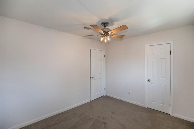 4809 39th Street, Dickinson, TX 77539