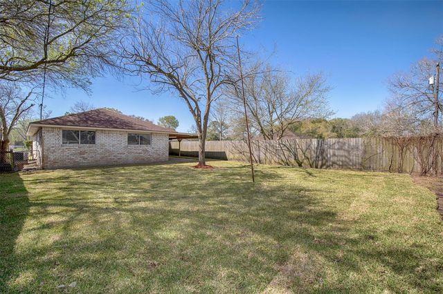 4809 39th Street, Dickinson, TX 77539