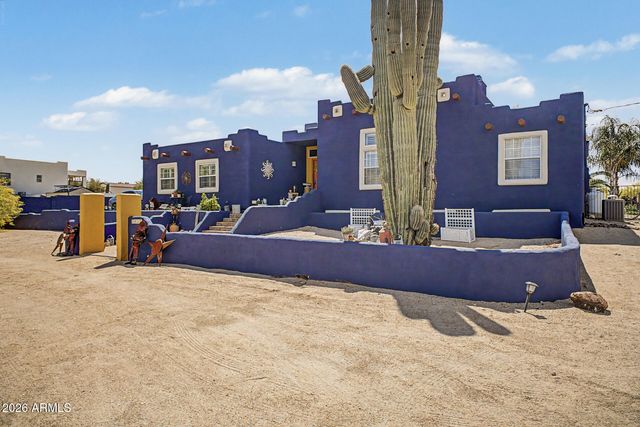 2027 E CIRCLE MOUNTAIN Road, New River, AZ 85087