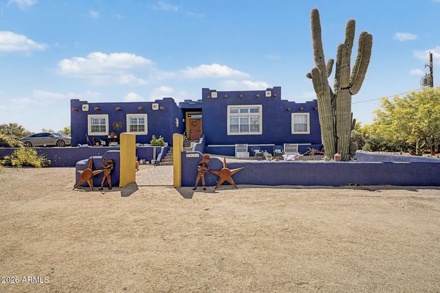 2027 E CIRCLE MOUNTAIN Road, New River, AZ 85087