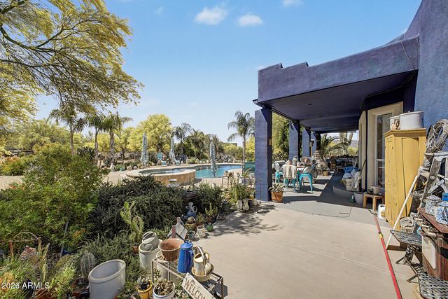 2027 E CIRCLE MOUNTAIN Road, New River, AZ 85087