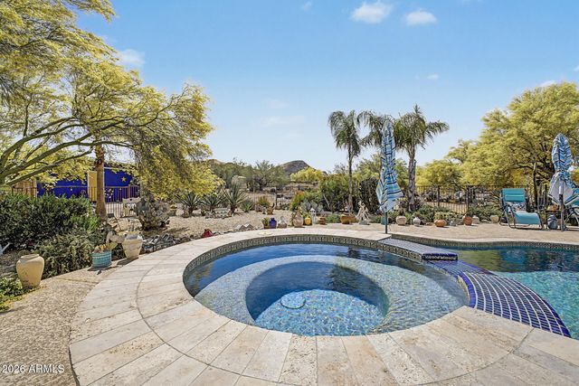 2027 E CIRCLE MOUNTAIN Road, New River, AZ 85087