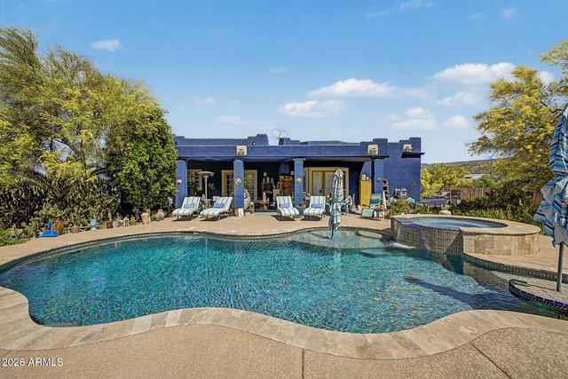 2027 E CIRCLE MOUNTAIN Road, New River, AZ 85087