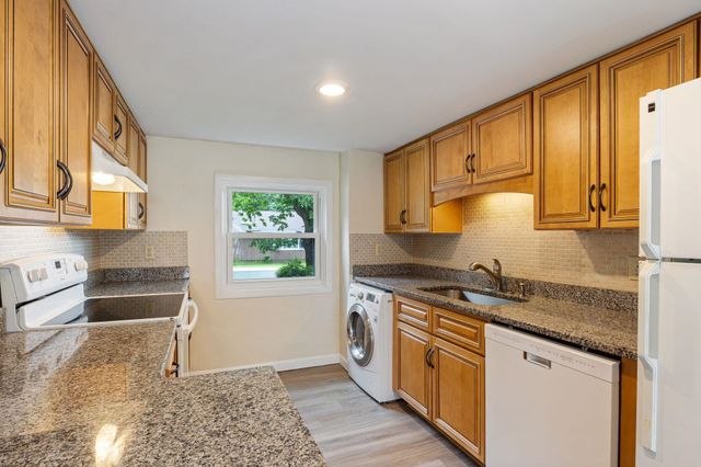 267 Pioneer Road, Rye, NH 03870