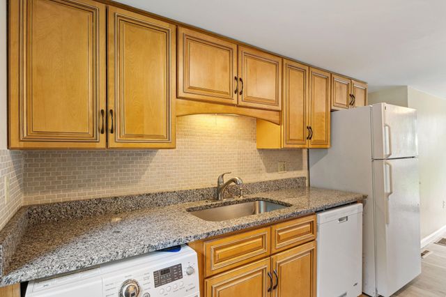 267 Pioneer Road, Rye, NH 03870
