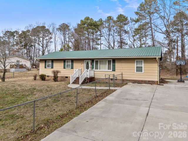 289 Washington Park Road, Mount Gilead, NC 27306