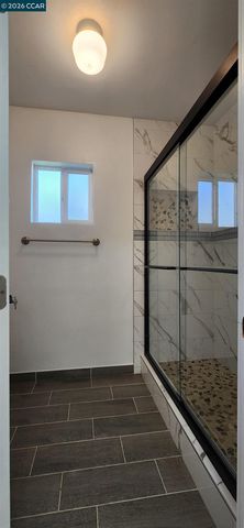 308 Vine St, Modesto, CA 95351