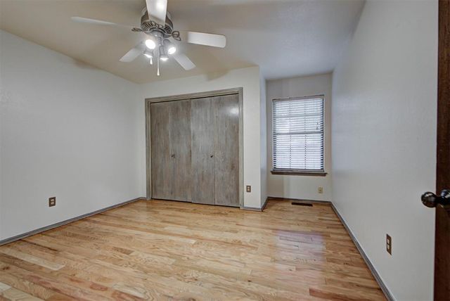 1116 Fountain Gate Court, Norman, OK 73072