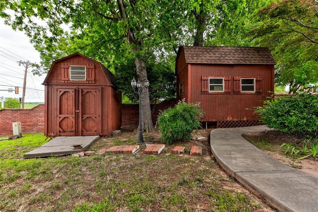 1116 Fountain Gate Court, Norman, OK 73072
