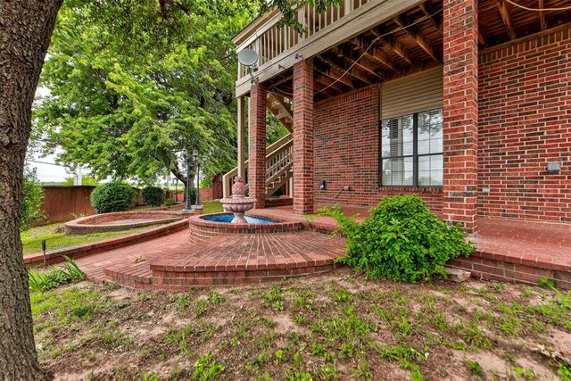 1116 Fountain Gate Court, Norman, OK 73072