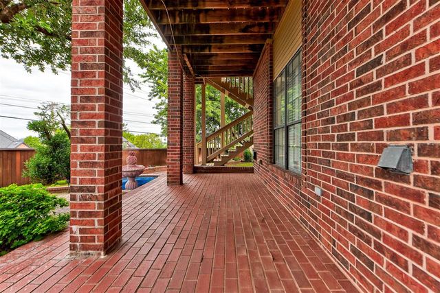 1116 Fountain Gate Court, Norman, OK 73072