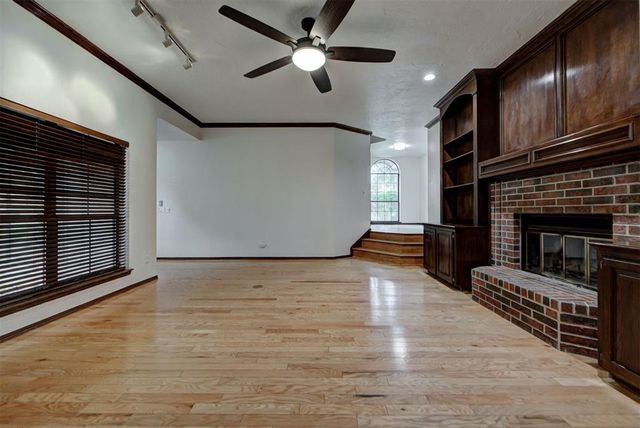 1116 Fountain Gate Court, Norman, OK 73072