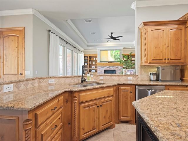 14616 Oakmond Road, Edmond, OK 73013