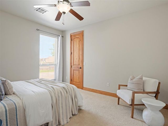 14616 Oakmond Road, Edmond, OK 73013