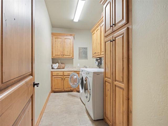 14616 Oakmond Road, Edmond, OK 73013