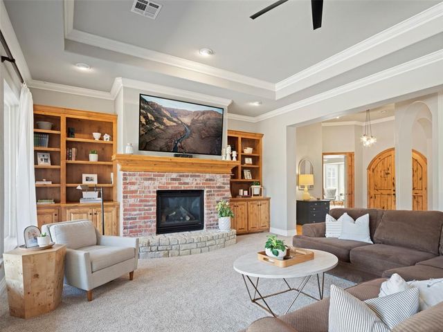14616 Oakmond Road, Edmond, OK 73013