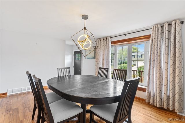 52 Rachelle Drive, Cheektowaga, NY 14227