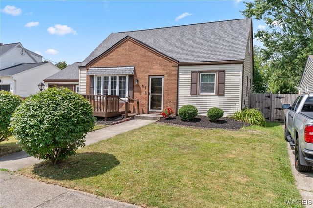 52 Rachelle Drive, Cheektowaga, NY 14227