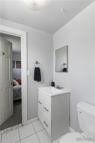 52 Rachelle Drive, Cheektowaga, NY 14227