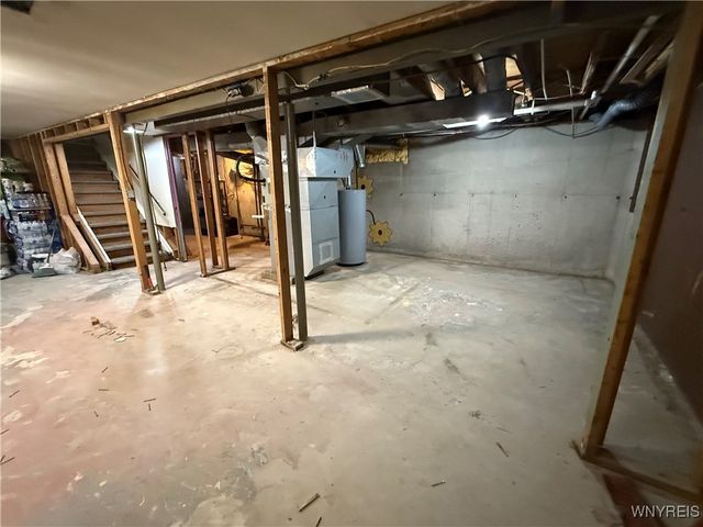 52 Rachelle Drive, Cheektowaga, NY 14227