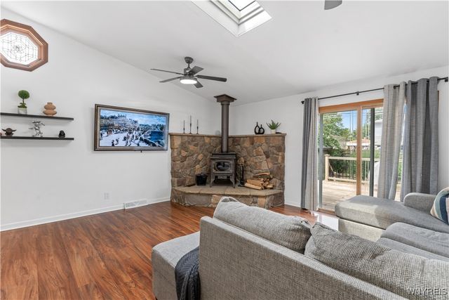 52 Rachelle Drive, Cheektowaga, NY 14227