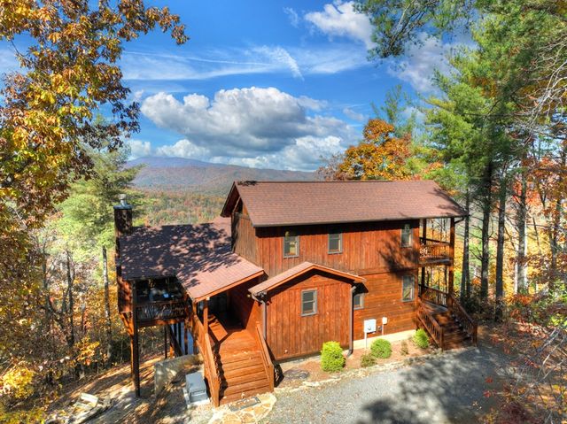 136 Oasis Drive, Blue Ridge, GA 30513