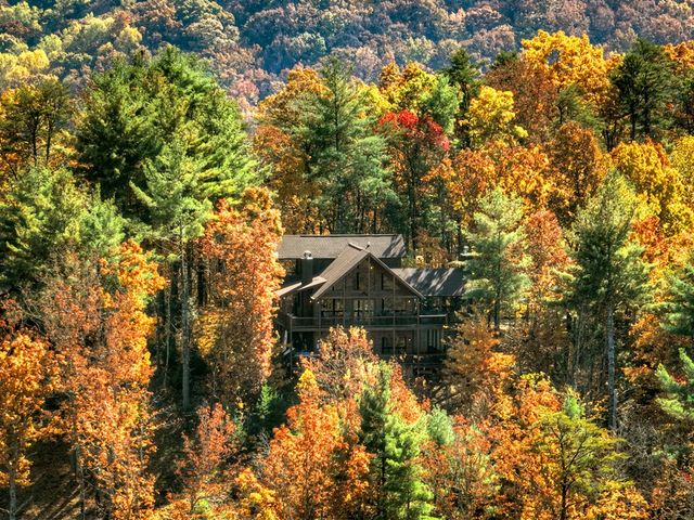 136 Oasis Drive, Blue Ridge, GA 30513