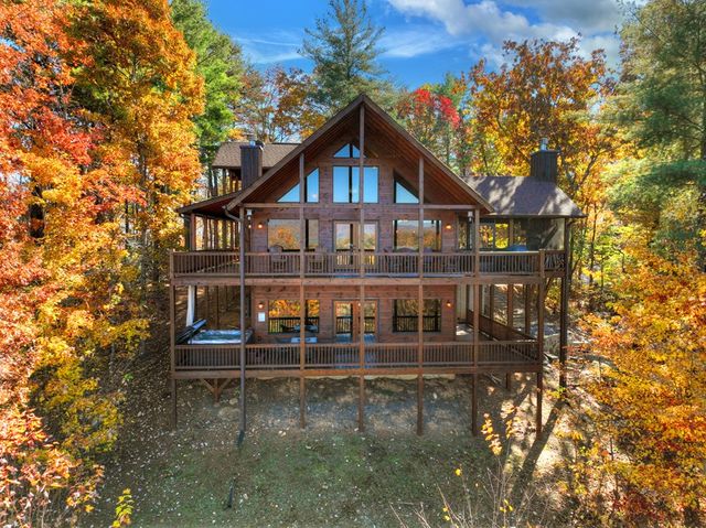 136 Oasis Drive, Blue Ridge, GA 30513