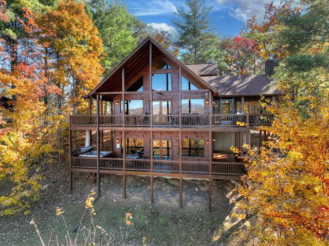 136 Oasis Drive, Blue Ridge, GA 30513