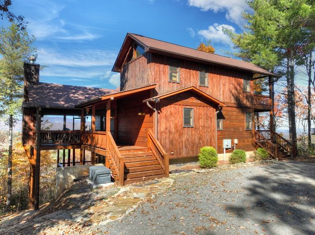 136 Oasis Drive, Blue Ridge, GA 30513