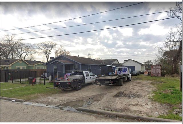 3909 Maury Street, Houston, TX 77009