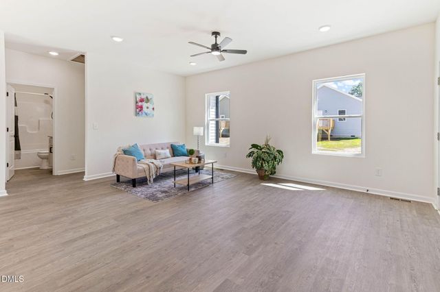 1519 Belmont Street, Burlington, NC 27215