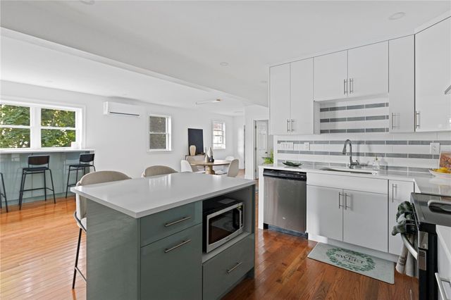 18 Pevear Avenue, Warwick, RI 02886