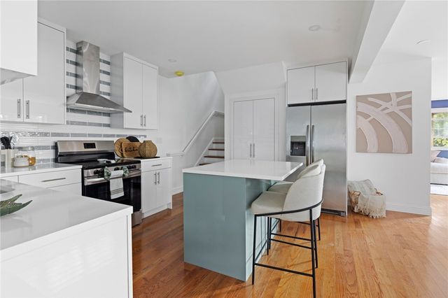 18 Pevear Avenue, Warwick, RI 02886
