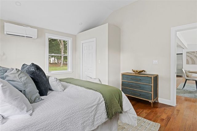 18 Pevear Avenue, Warwick, RI 02886