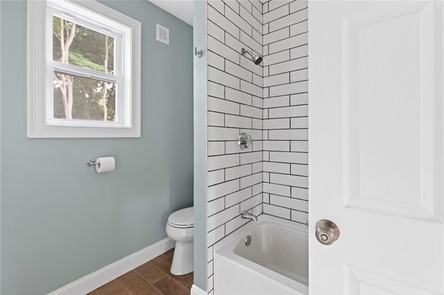 18 Pevear Avenue, Warwick, RI 02886
