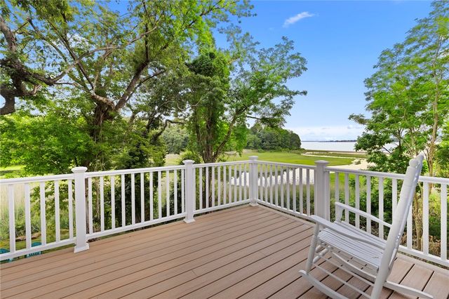 18 Pevear Avenue, Warwick, RI 02886