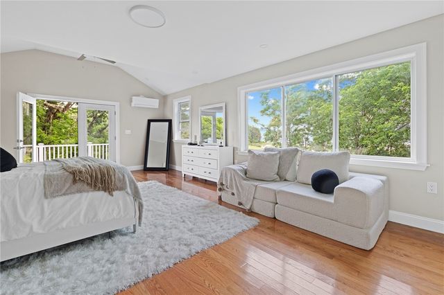 18 Pevear Avenue, Warwick, RI 02886