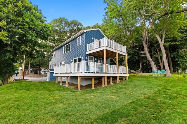 18 Pevear Avenue, Warwick, RI 02886