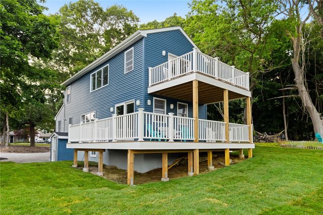 18 Pevear Avenue, Warwick, RI 02886