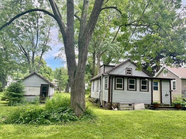 9922 190th AVENUE, Bristol, WI 53104